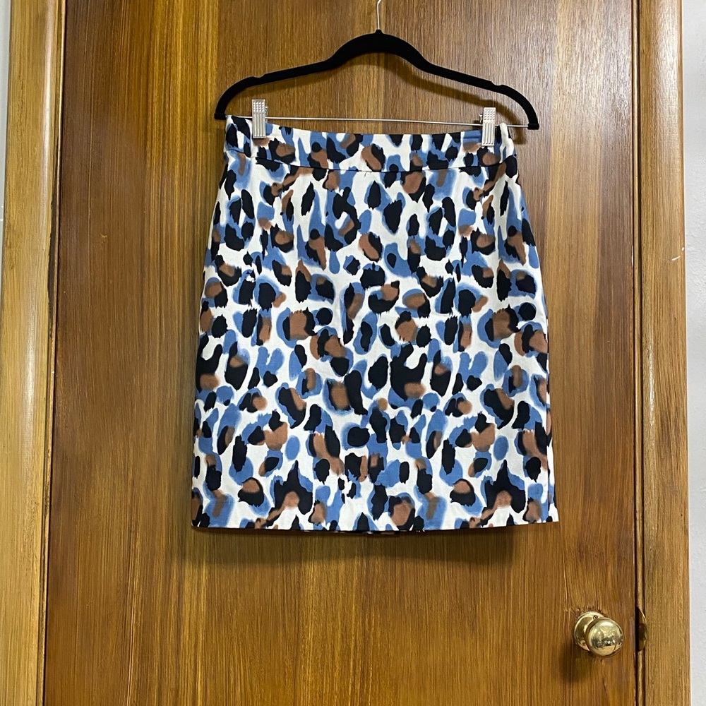 Leopard skirt
